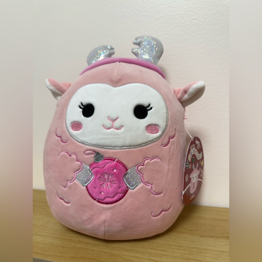 Nwt Lala 8" Lamb HTF Squishmallow 🎄 🎅🏻